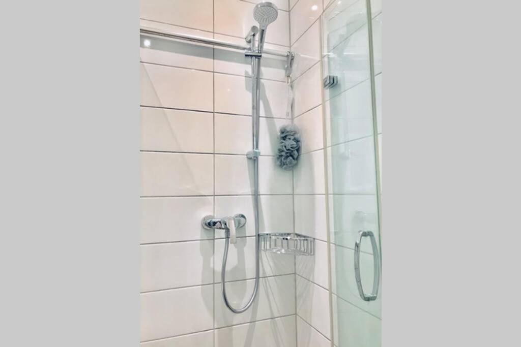 Home In The Heart Of Mannheim, Free Parking, Netflix, Fast Wifi מראה חיצוני תמונה